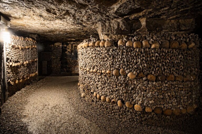 Les Catacombes de Paris