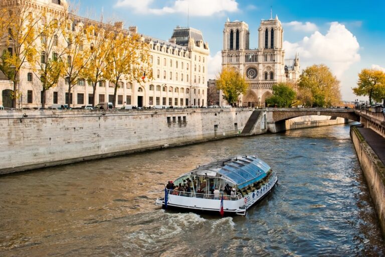 Bateaux Mouches